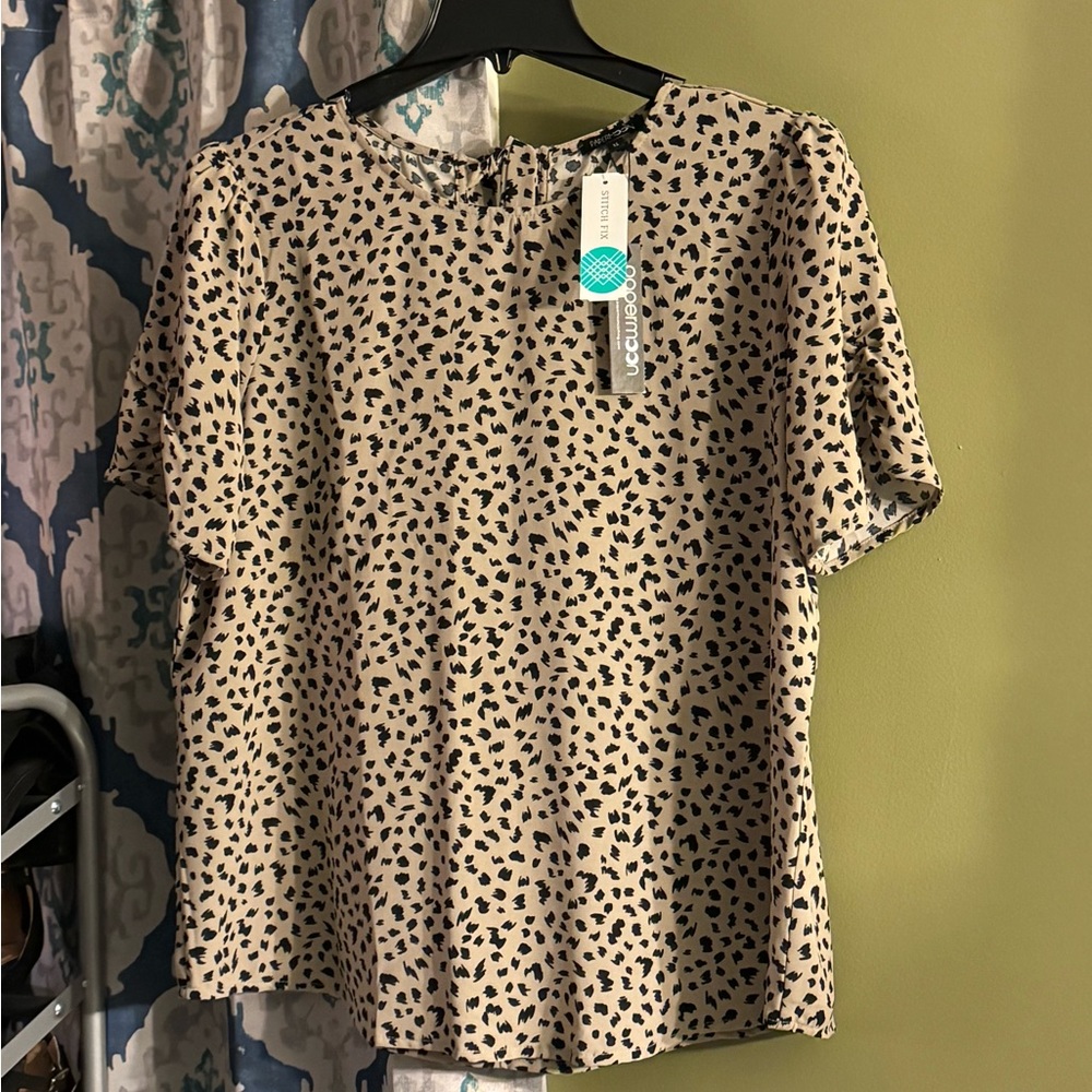 animal print ruched sleeve